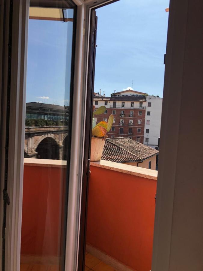 Hotel Vmローマ エクステリア 写真